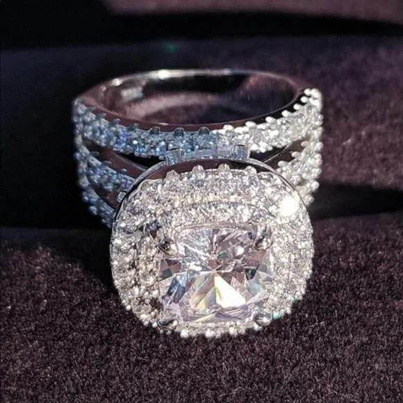 NEW LUXURY 925 STERLING SILVER DIAMOND HALO RING, CUTE RING, SHINY RING. - Picture 5 of 5